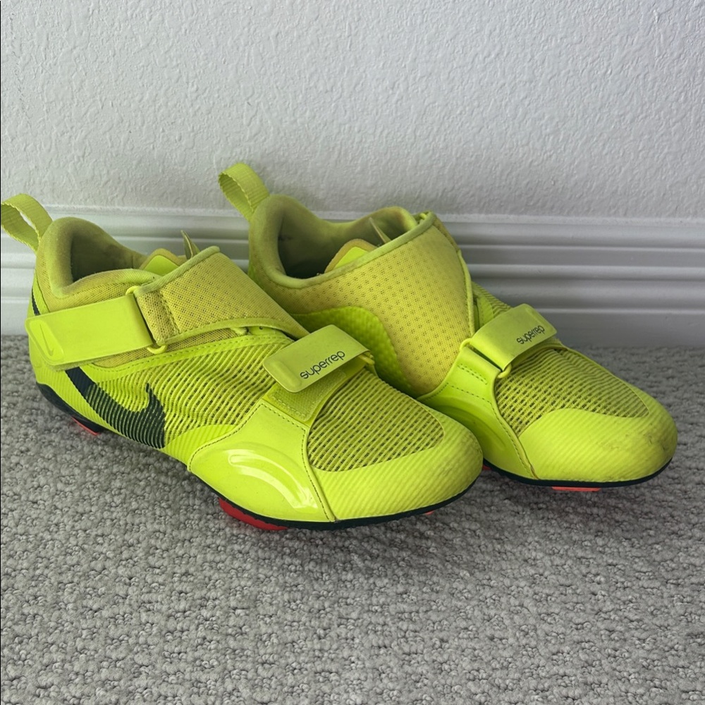 Nike Neon Yellow Spin Shoes